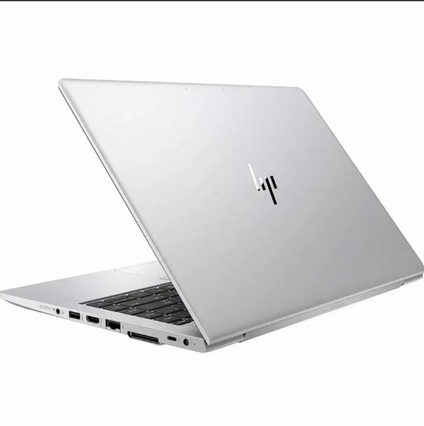 HP Pavilion 15 – Intel Core i5, 8GB RAM